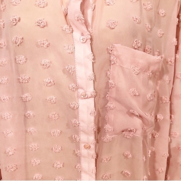 Asos Women’s Textured Pink Button Down Top - Picture 2 of 5